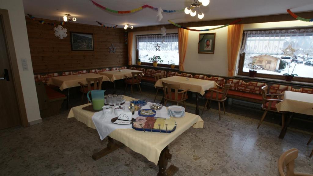 Hotel Garni Nill Schwendau Esterno foto