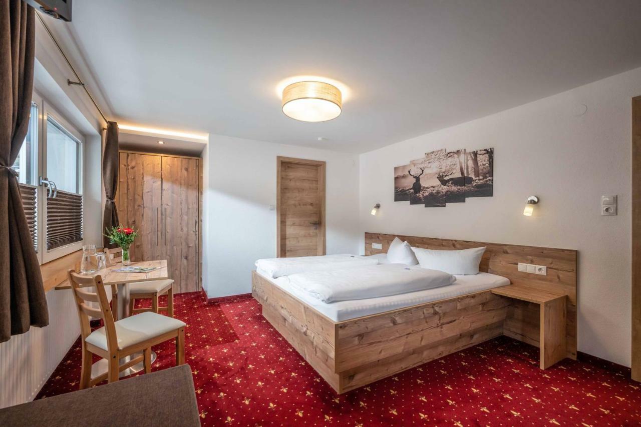 Hotel Garni Nill Schwendau Esterno foto